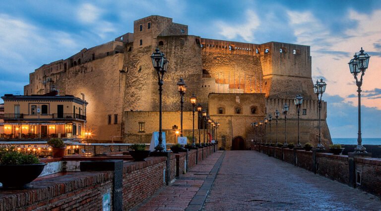 CASTEL DELL'OVO